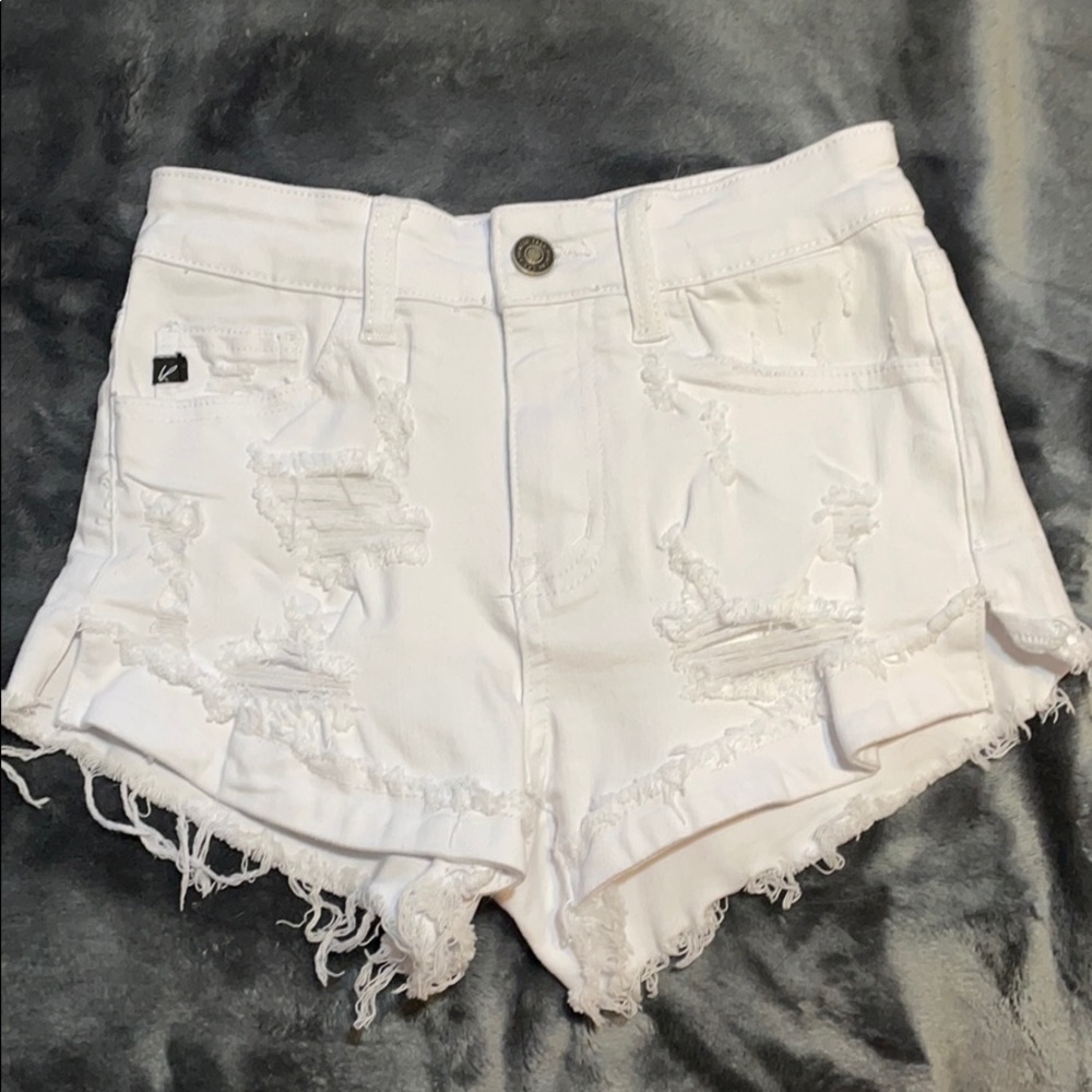White denim short